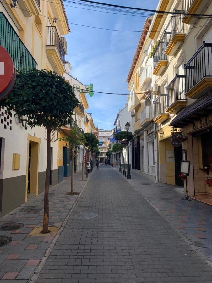 Iceberg Luxury Fuengirola Parking Gratuito Lägenhet Exteriör bild